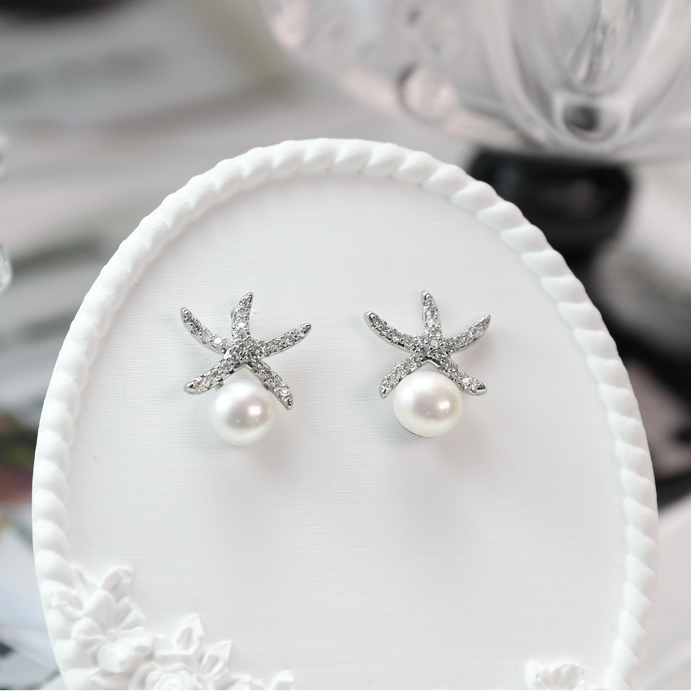 Sold Elegant Starfish Freshwater Pearl Earrings